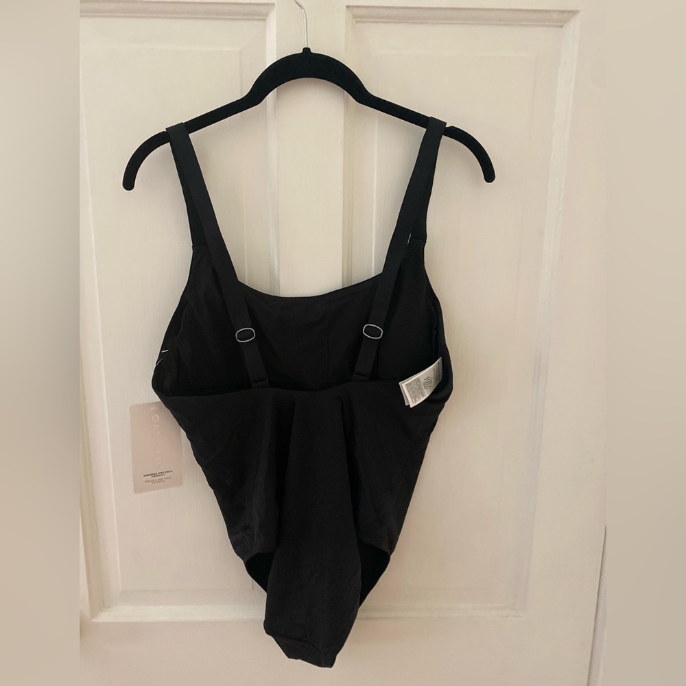Athleta Hermosa One Piece NWT - Picture 4 of 4